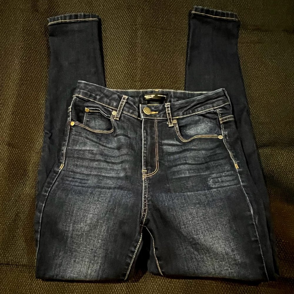 Simply Vera Verawang High Rise Skinny Jeans